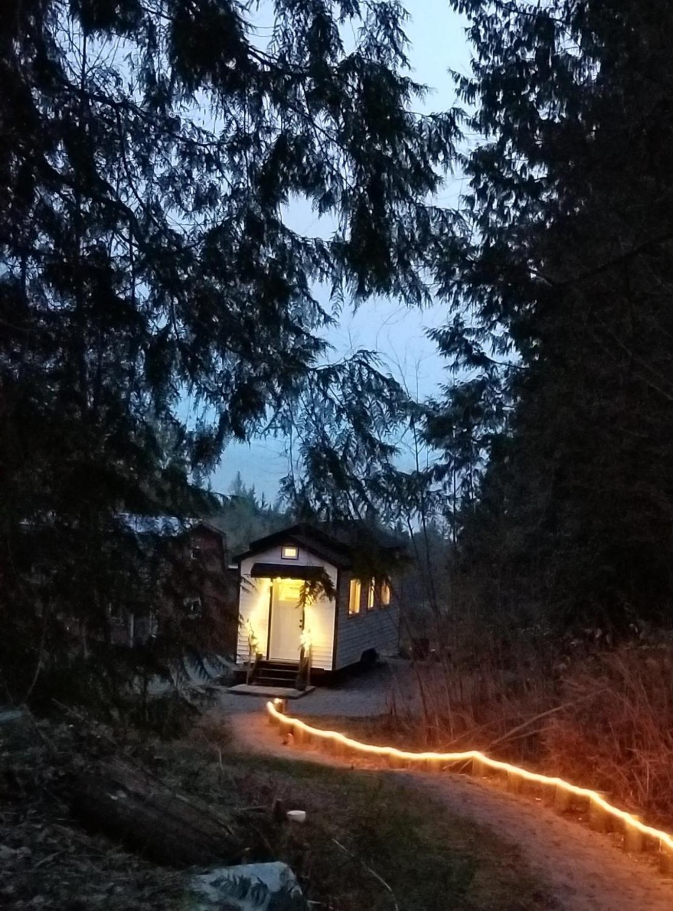 A Tiny Escape Villa Roberts Creek Bilik gambar